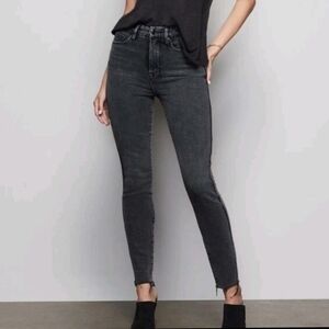 Good American Good Curve Skinny Raw Hem Jeans 6/28 Black NEW